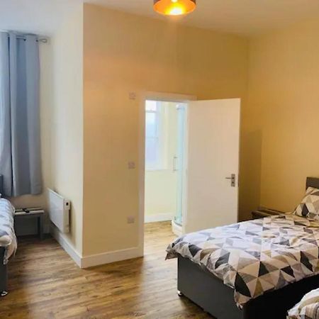 8 Fish Street, Budget City Centre Accomodation 리즈 외부 사진